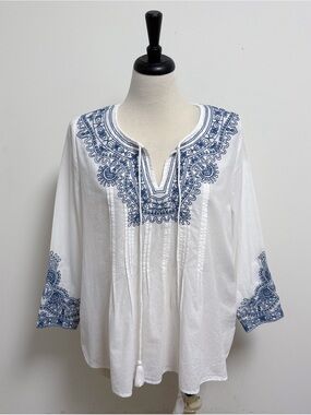 Vineyard Vines White Cotton Blue Embroidered Notch V Neck Tie Peasant Top Large